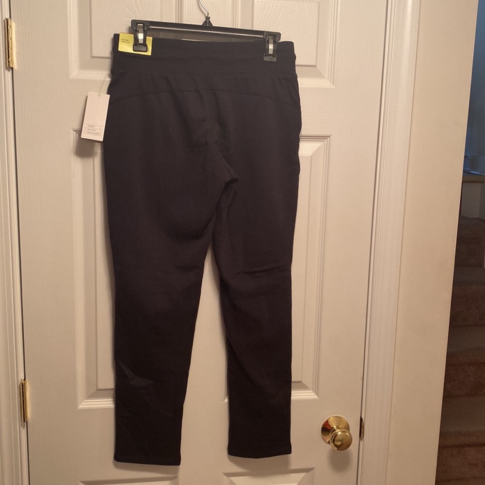Brand New All in Motion Black Fleece Taper Leg Pants…size XS - Picture 2 of 5